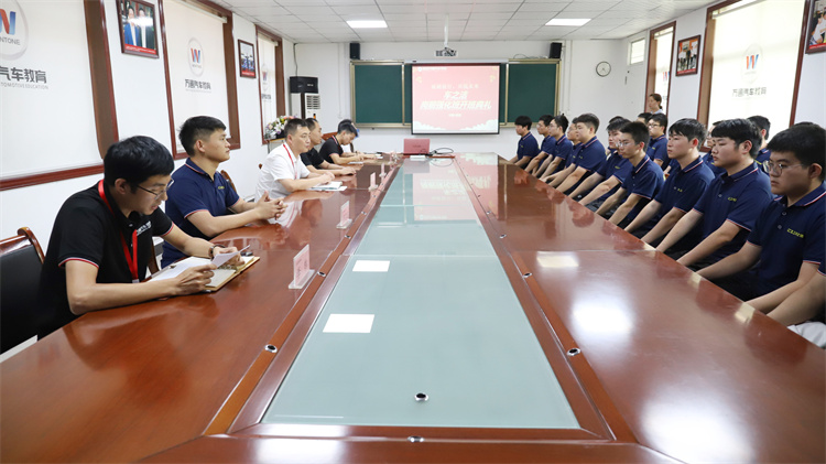 西安萬(wàn)通汽車學(xué)校成功舉辦車之潔崗前強(qiáng)化班開班典禮，共筑精彩就業(yè)夢(mèng)