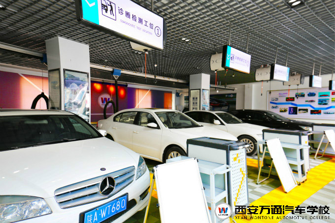 西安萬通高端的實(shí)訓(xùn)設(shè)備