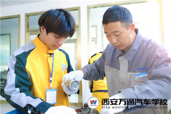 停車后，風扇持續(xù)運轉(zhuǎn)是正常的嗎？