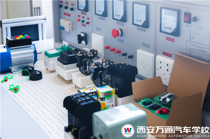 電工證要怎么考？電工培訓，電工培訓學費多少錢？