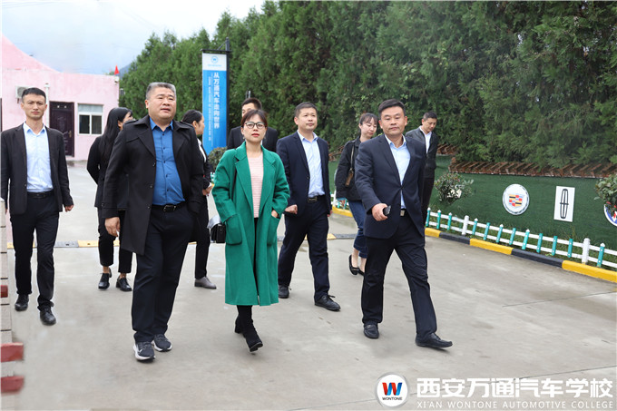 奇瑞集團來西安萬通參觀交流，洽談校企合作