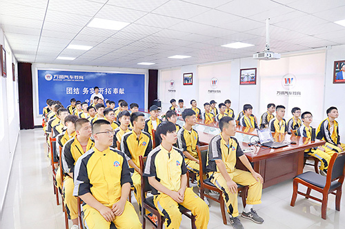 中職、高職和職高有什么區別，職高可以考大學嗎？